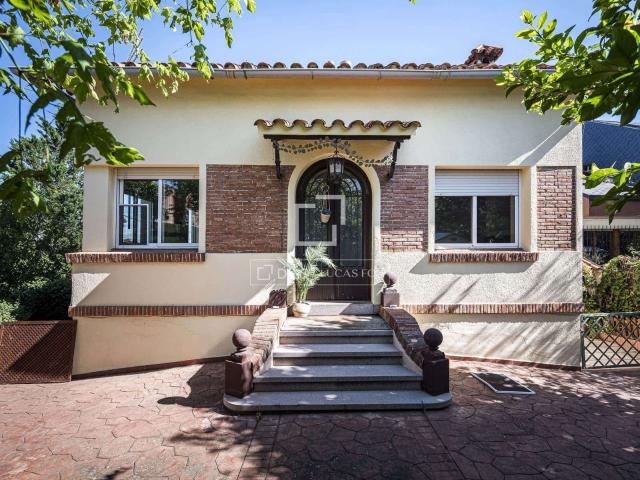 Villa for rent in Sant Cugat del Vallès, Barcelona