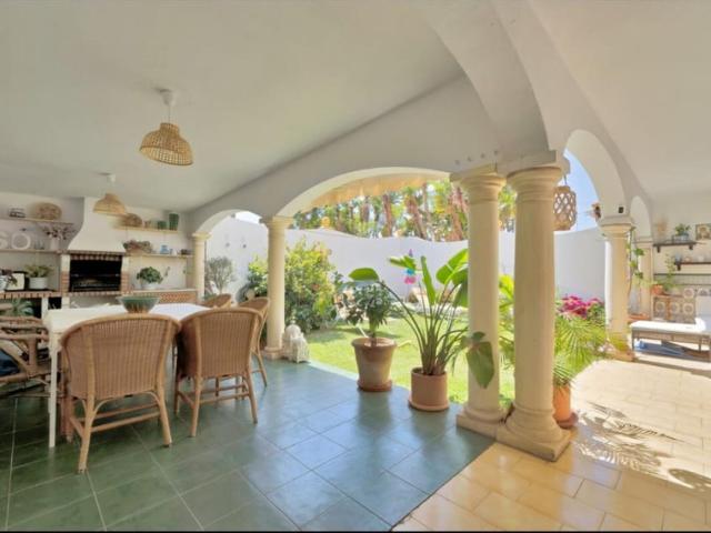 Villa For Rent in San Pedro De Alcántara, Marbella