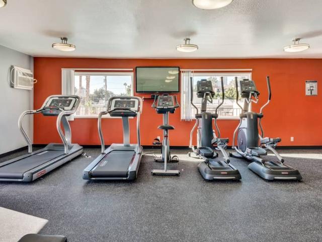 Villa Francisca Studio Apartment for Rent at 930 Palm Ave, West Hollywood, CA 90069 West Hollywood