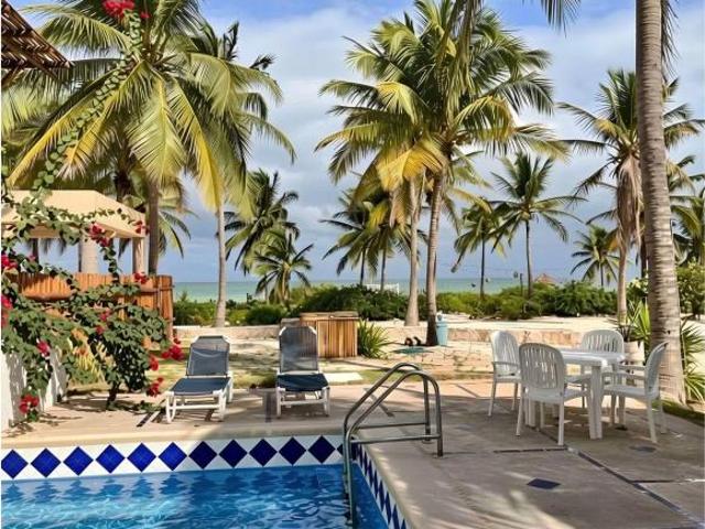 Villa frente al Golfo de México en complejo privado, San Bruno