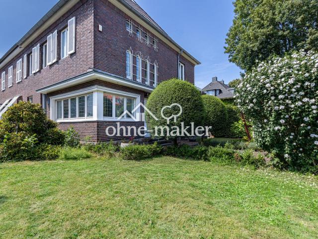 Villa für eine Familie “Wintergarten, Sauna, Bibliothek, 5 Zimmer