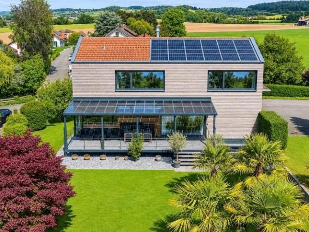 Villa HELION Modernes Design & Industriegeist