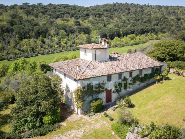 Villa Il Rocchetto 640m² Rignano sull'Arno