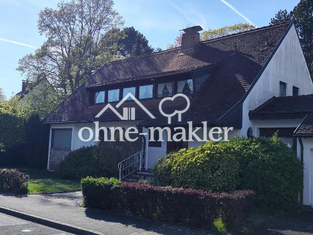 Villa im Dornröschenschlaf in Top Rheinlage D´dorf Urdenbach
