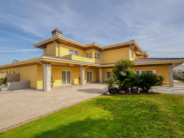 Villa Imponente com Piscina Interior no distrito do Porto 1081m² Seroa