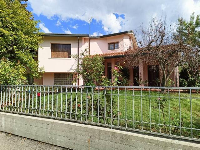 Villa in vendita a Cotignola RA