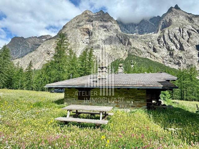 Villa in vendita a Courmayeur AO