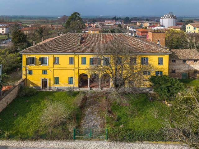 Villa in vendita a Codevilla PV