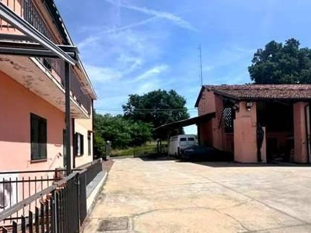 Villa in vendita a Codevilla PV