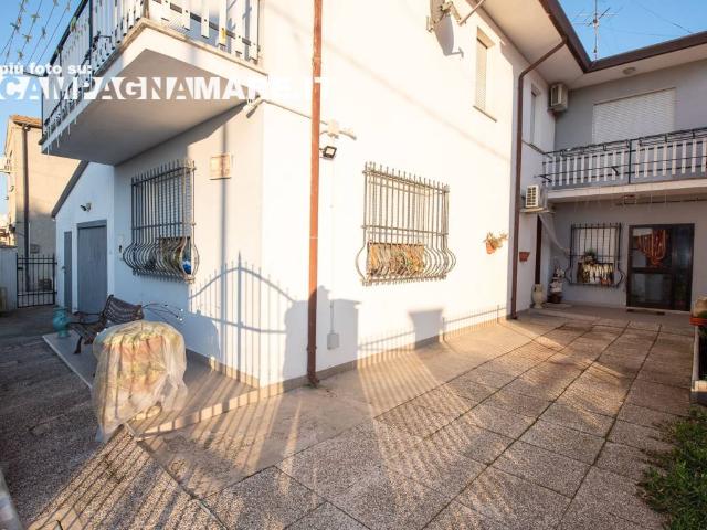 Villa in vendita a Codigoro FE