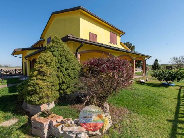 Villa in vendita a Codigoro FE