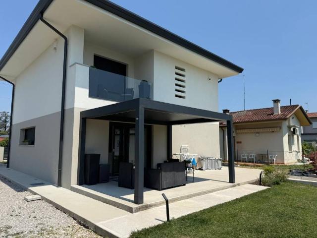 Villa in vendita a Codroipo UD