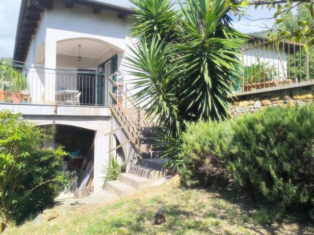 Villa in vendita a Cogoleto GE