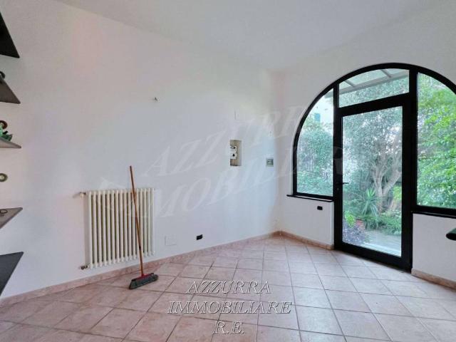 Villa in vendita a Cogoleto GE