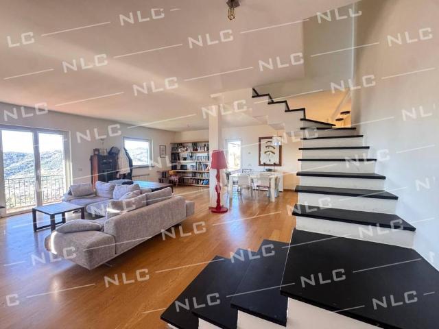 Villa in vendita a Cogorno GE
