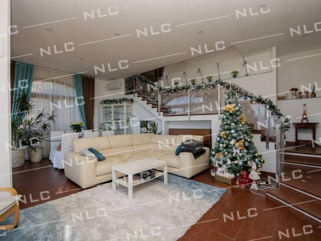 Villa in vendita a Cogorno GE