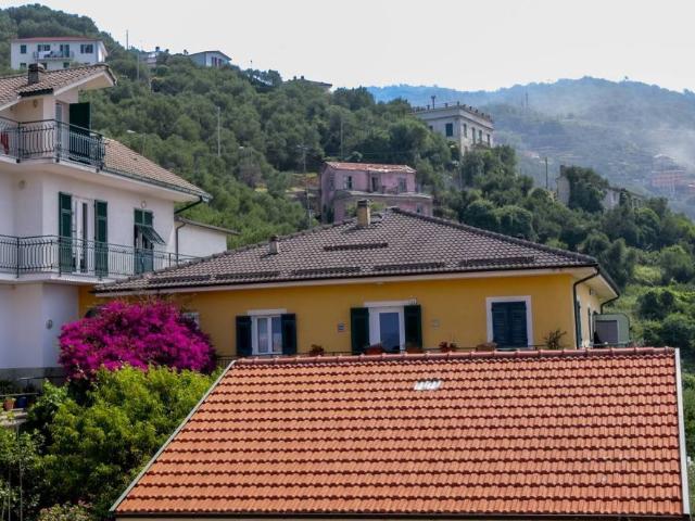 Villa in vendita a Cogorno GE