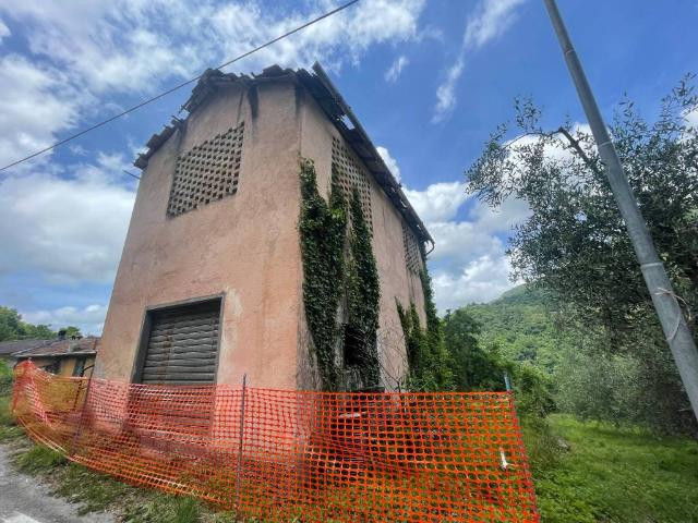 Villa in vendita a Cogorno GE