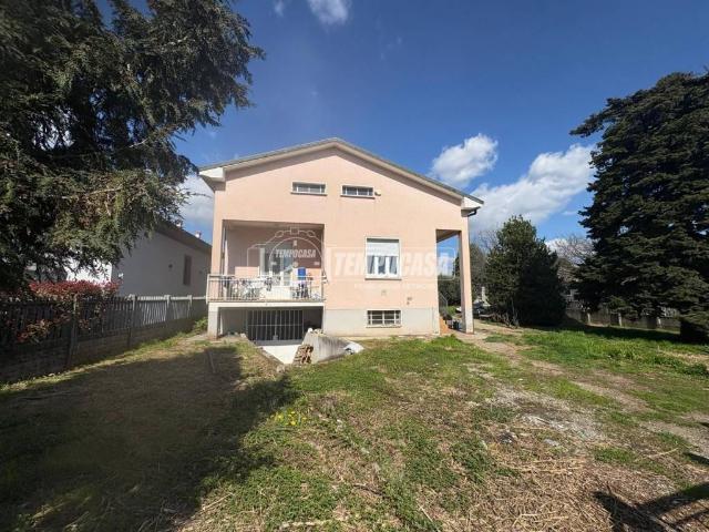 Villa in vendita a Cogliate MB
