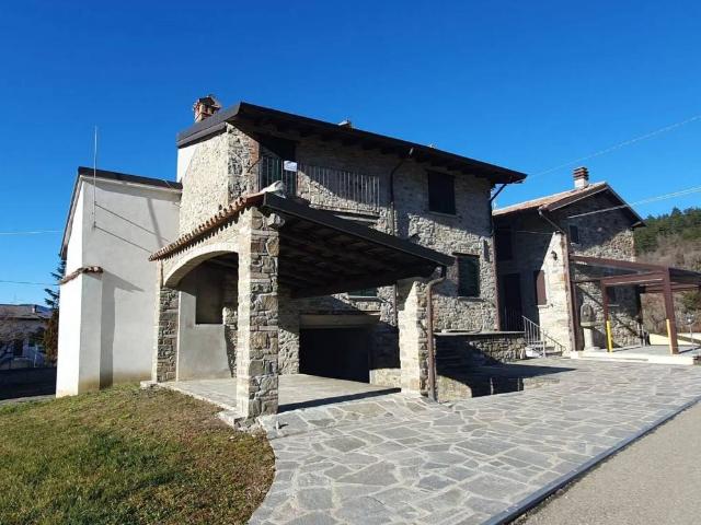 Villa in vendita a Coli PC