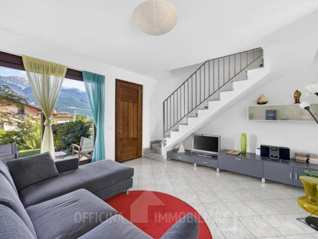 Villa in vendita a Colico LC