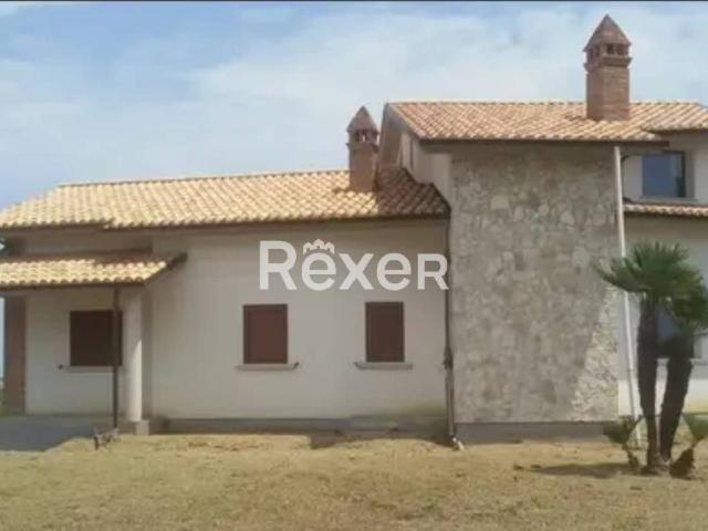 Villa in vendita a Corropoli TE