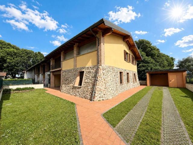 Villa in vendita a Cologne BS