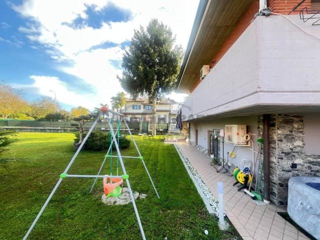 Villa in vendita a Cologno al Serio BG