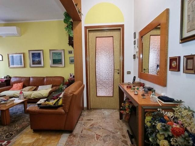 Villa in vendita a Cologno Monzese MI