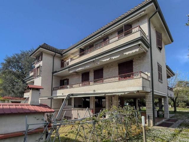Villa in vendita a Cologno Monzese MI