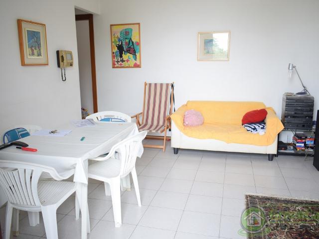 VILLA in VENDITA a COLOGNO MONZESE di 5 vani