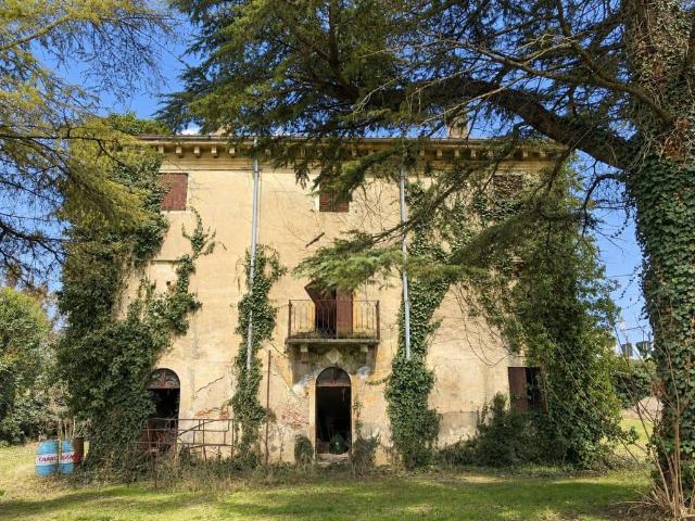Villa in vendita a Colognola Ai Colli VR