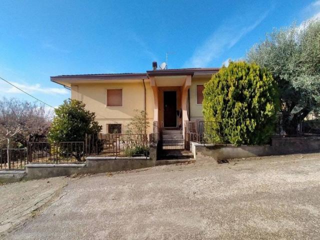 Villa in vendita a Colognola Ai Colli VR