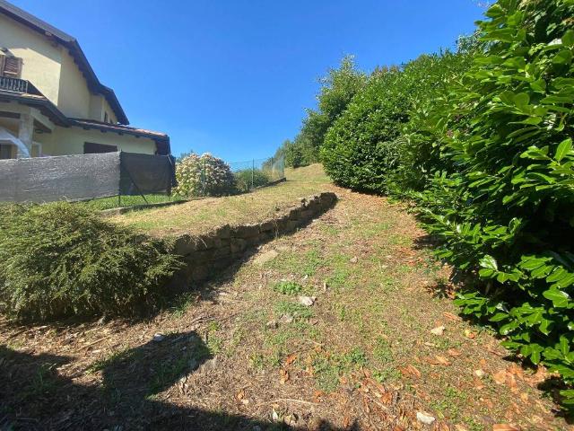 Villa in vendita a Colle Brianza LC