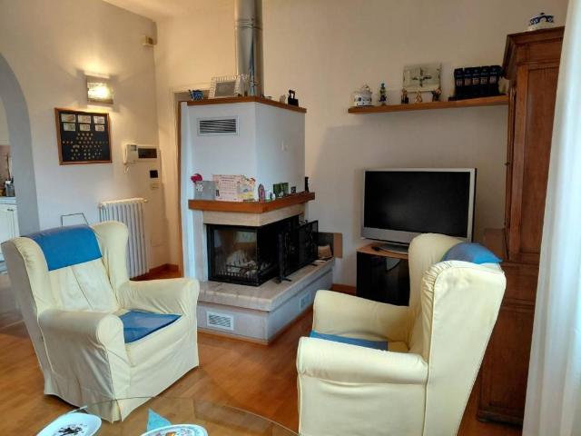 Villa in vendita a Colle di Val d'Elsa SI