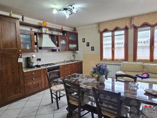 Villa in vendita a Colle di Val d'Elsa SI