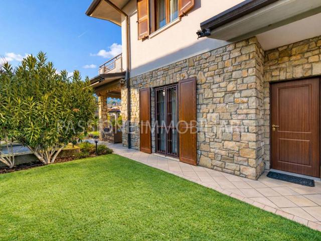 Villa in vendita a Collebeato BS