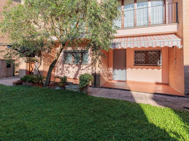 Villa in vendita a Collecchio