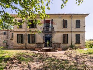 Villa in vendita a Collecchio