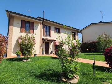 Villa in vendita a Collecchio PR
