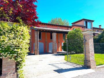 Villa in vendita a Collecchio PR