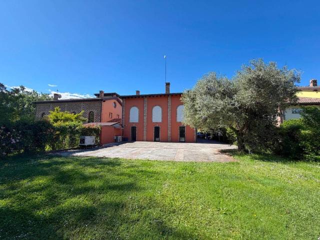 Villa in vendita a Collecchio PR