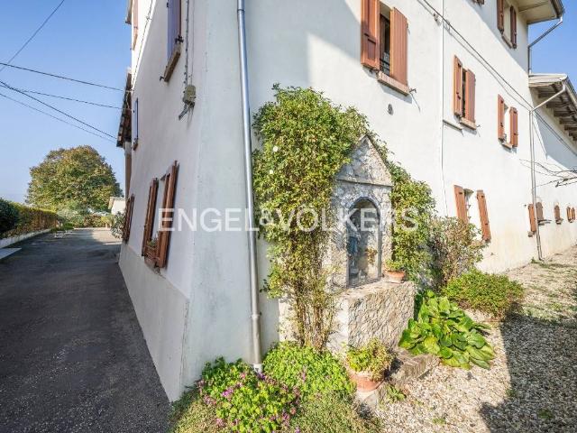 Villa in vendita a Collecchio PR