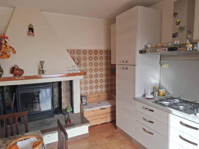 Villa in vendita a Collecorvino PE