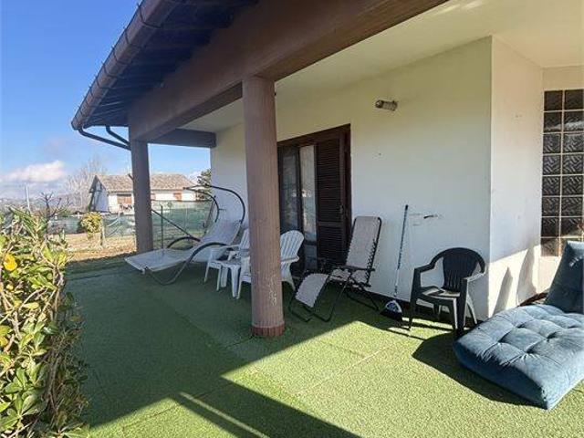 Villa in vendita a Colledara TE