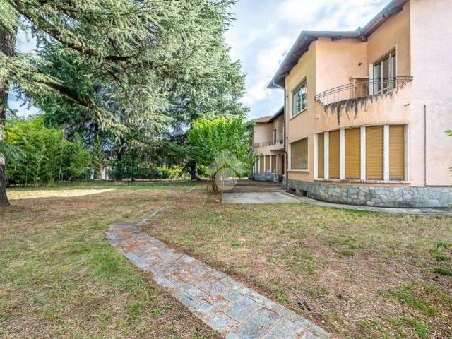 Villa in vendita a Collegno TO