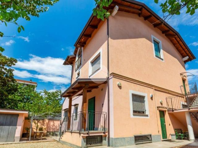 Villa in vendita a Collegno TO