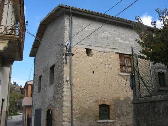 Villa in vendita a Collepietro AQ