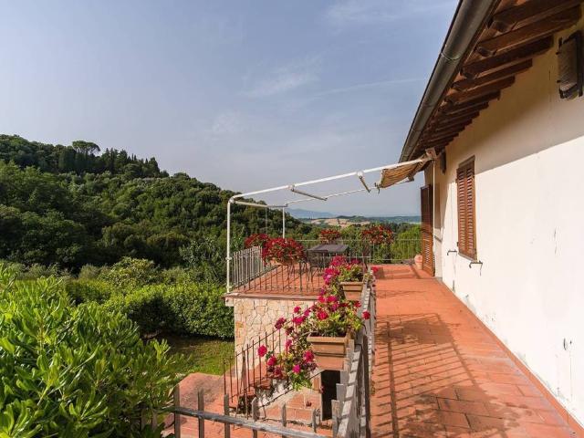 Villa in vendita a Collesalvetti LI