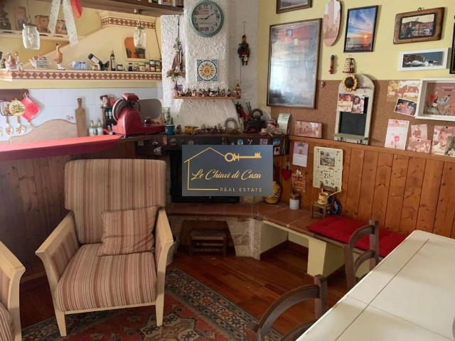 Villa in vendita a Collesalvetti LI